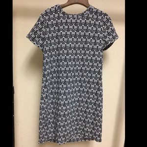 Adrienne Vittadini Size 4 Dress